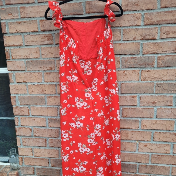 Solaris Style Maxi Dress With Shorts - Picture 10 of 16